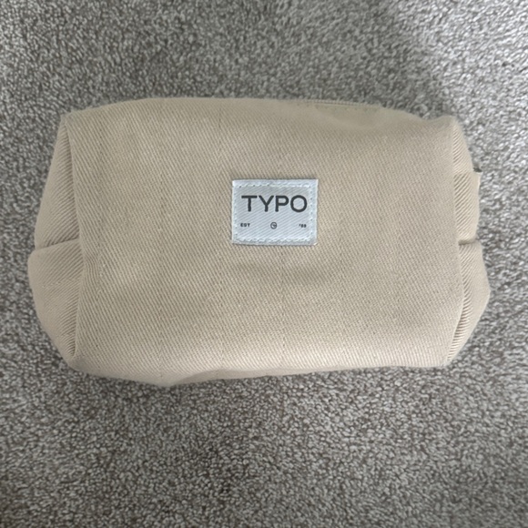 Tan Canvas Pouch - Picture 1 of 3